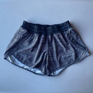 Lululemon Tracker Short IV (4-way Stretch 4")